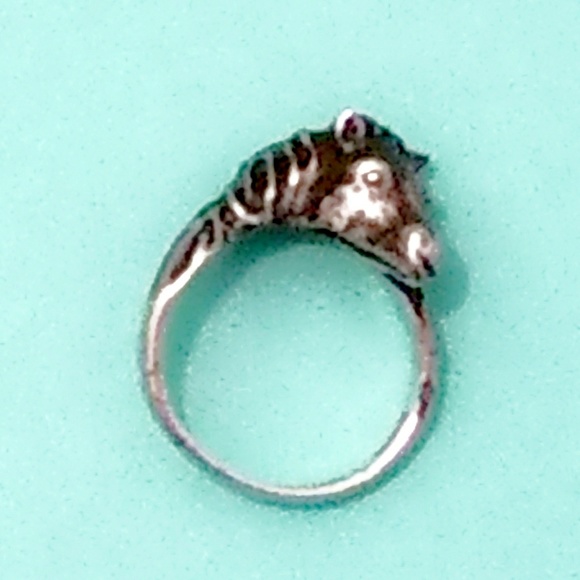 Vintage Designer signed AC Sterling Silver Horse Ring- Size 7.5 - Picture 1 of 6